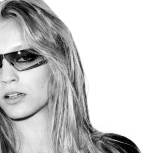 MYKITA۾