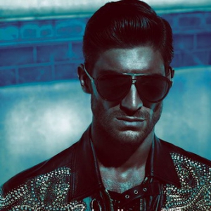 ˼ (Versace) 2012괺ʿ۾ϵйƬ