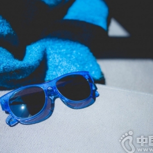 Del Toro  Red s Outfitters ̫